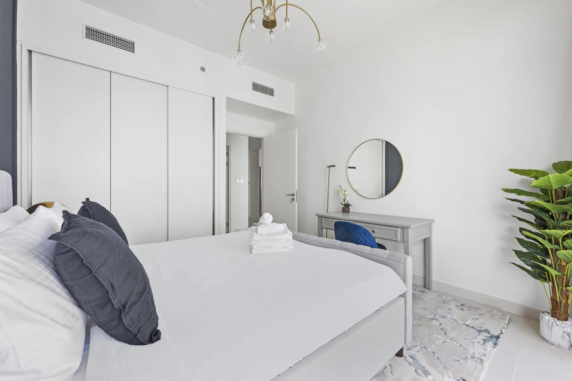 Silkhaus New 1bdr With Private شقة