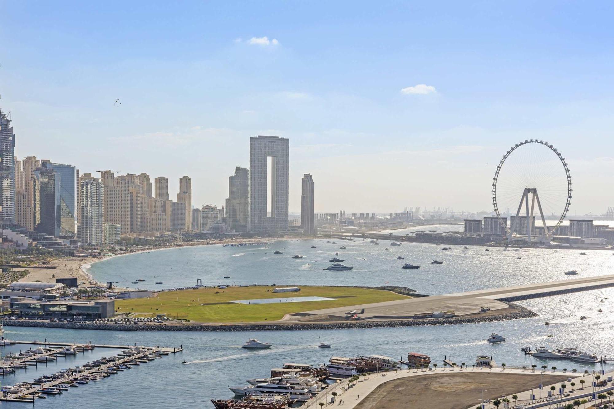 Silkhaus New 1bdr With Private دبي